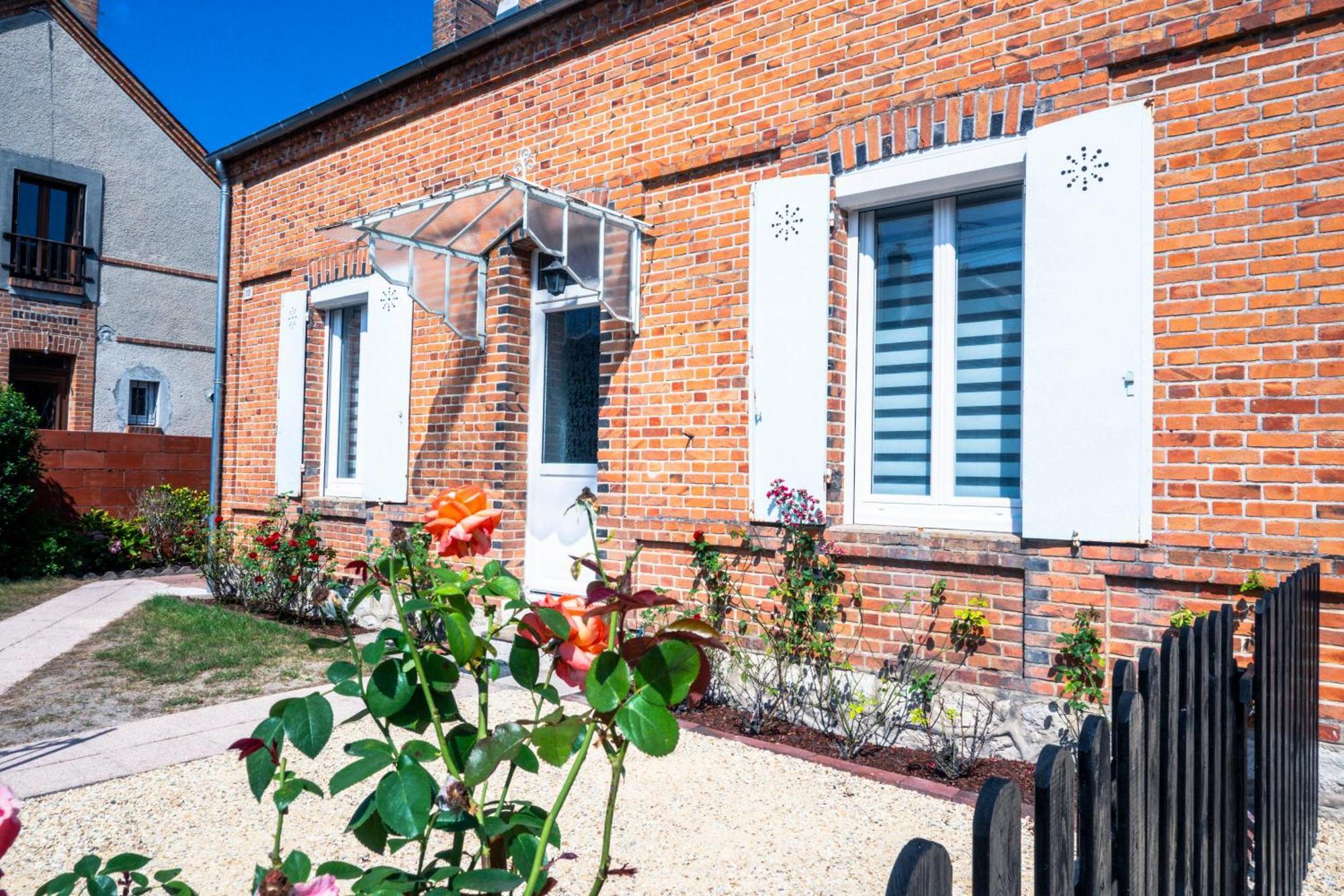 "Le 35" Maison Renovee Avec Jardin Proche Centre Lamotte-Beuvron Luaran gambar